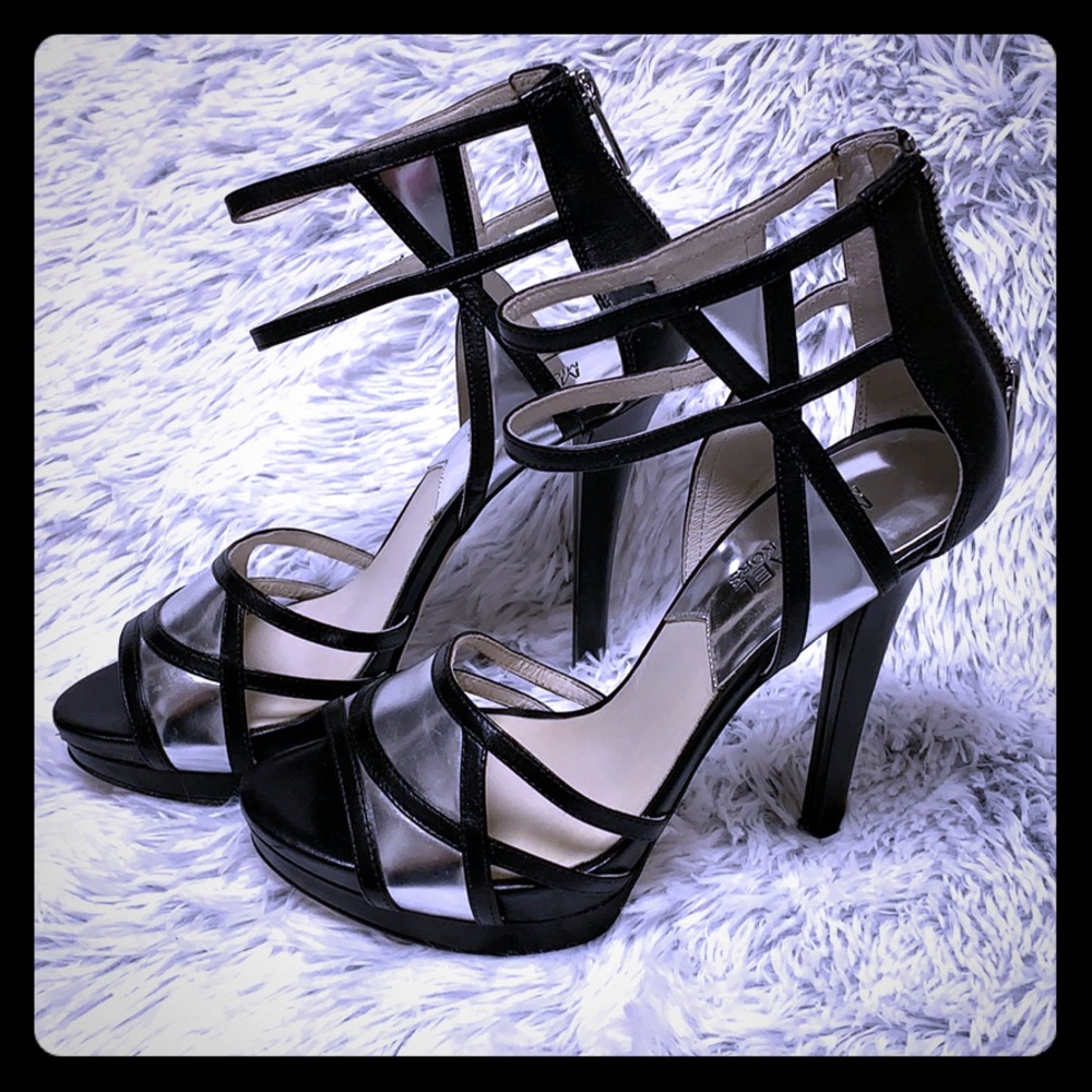 MICHAEL Michael Kors Size 7.5